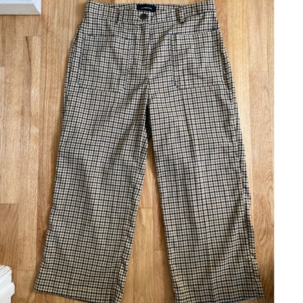 Stylish Capris Dress Pant